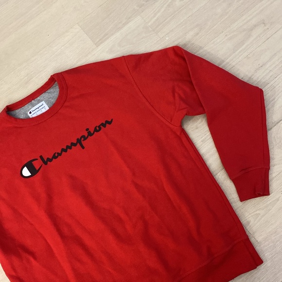 Champion Red Crewneck - Large - Picture 3 of 6